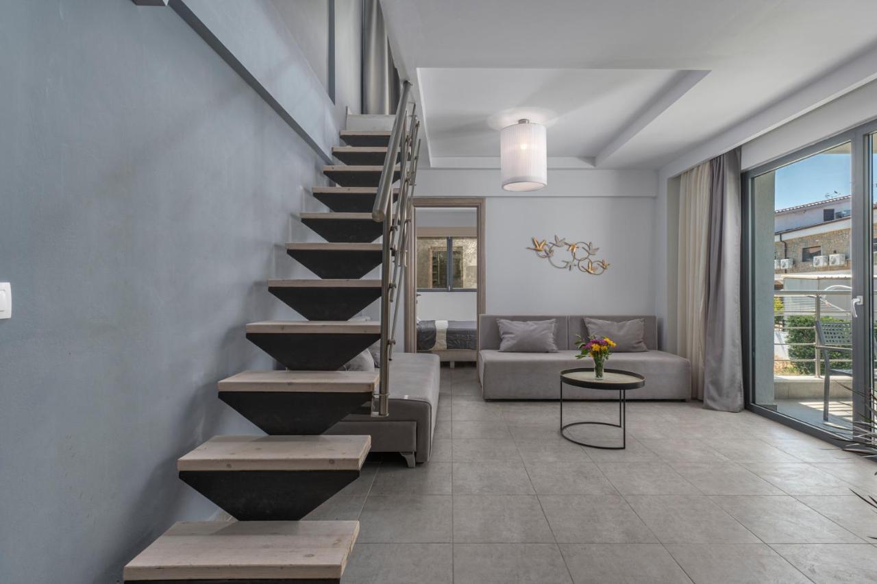 Adonis Luxury Village Apartment Pefkochori